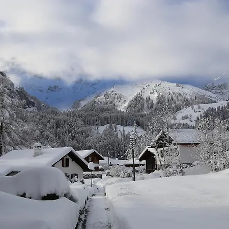 Chalet Snoconnells *